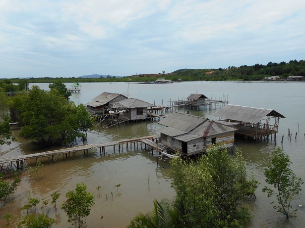 Social exclusion in a state urban mega-development